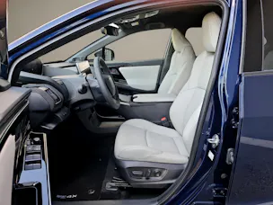 Toyota bZ4X Premium AWD 11 kW OBC 71,4 kWh