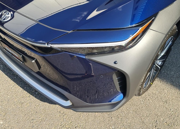 Vehicle image 17 Vehicle image 17