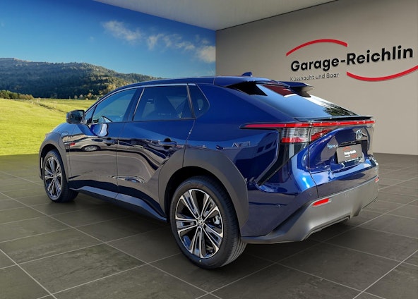 Vehicle image 2 Vehicle image 2