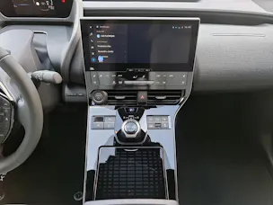 Toyota bZ4X Premium AWD 11 kW OBC 71,4 kWh