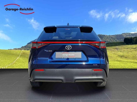 Vehicle image 6 Vehicle image 6