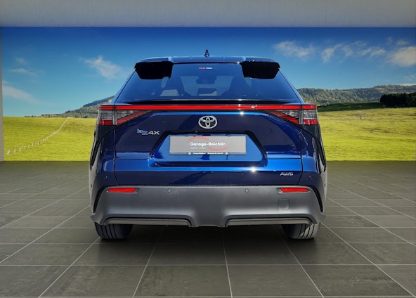 Vehicle image 3 Vehicle image 3