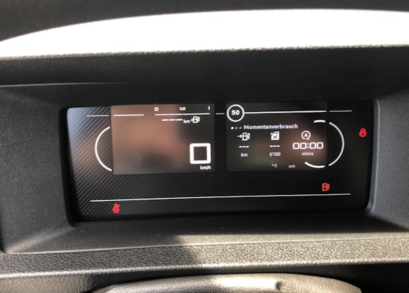 Vehicle image 4 Vehicle image 4