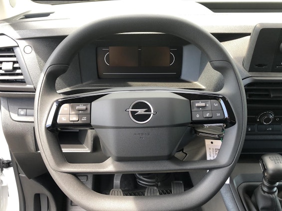 Vehicle image 3 Vehicle image 3