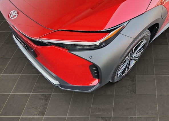 Vehicle image 24 Vehicle image 24