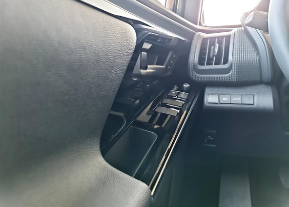 Vehicle image 13 Vehicle image 13