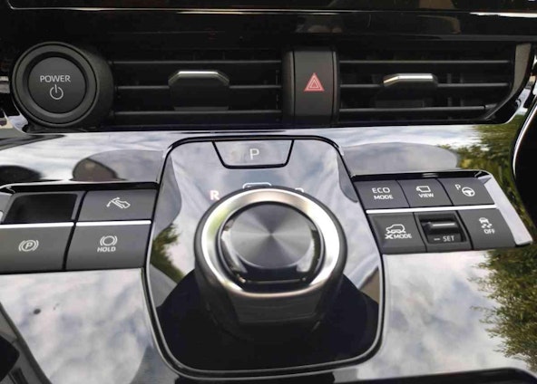 Vehicle image 14 Vehicle image 14