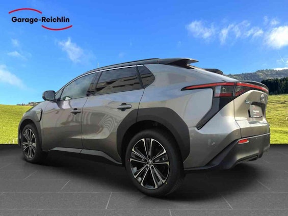 Vehicle image 2 Vehicle image 2