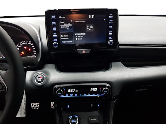 Vehicle image 8 Vehicle image 8