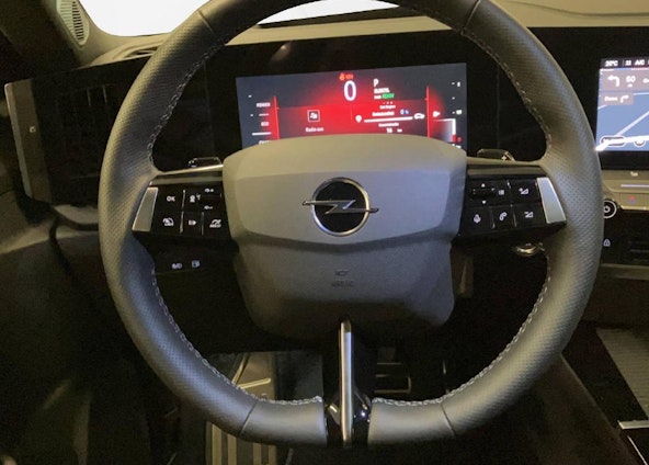 Vehicle image 5 Vehicle image 5