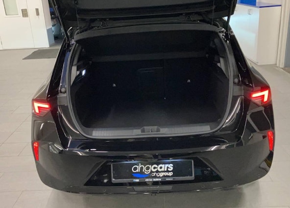 Vehicle image 8 Vehicle image 8