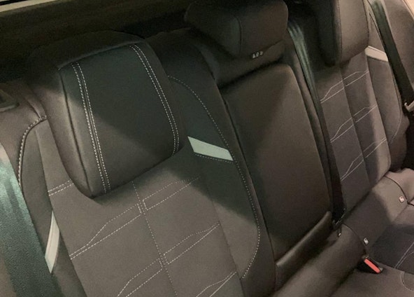 Vehicle image 7 Vehicle image 7