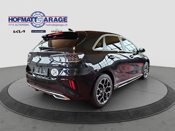 Vehicle image 2 Vehicle image 2