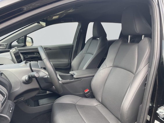 Vehicle image 9 Vehicle image 9