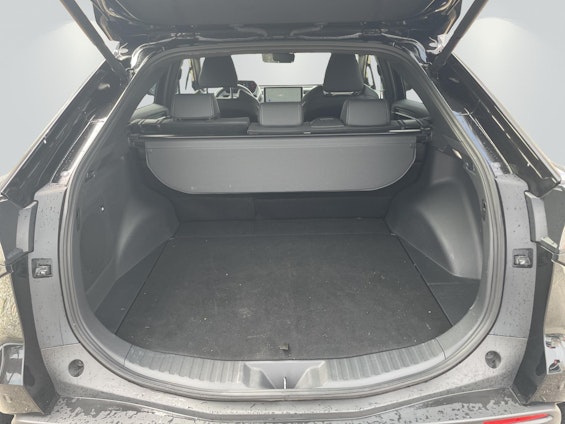 Vehicle image 13 Vehicle image 13