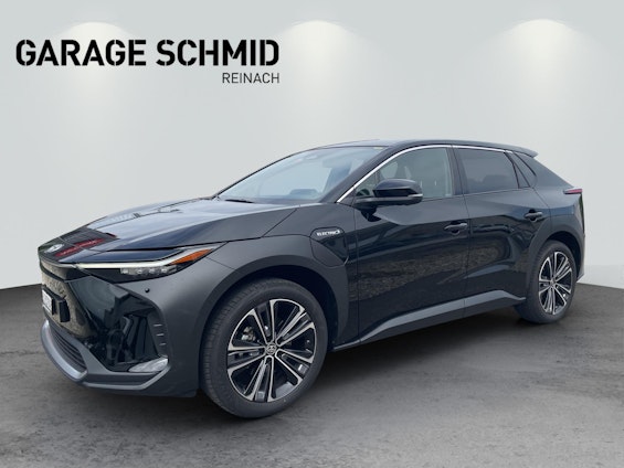 First vehicle image First vehicle image