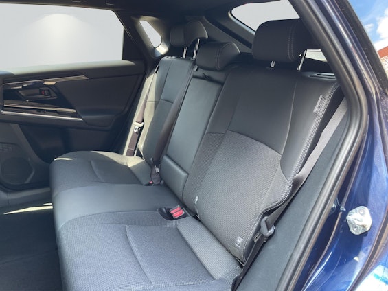 Vehicle image 12 Vehicle image 12