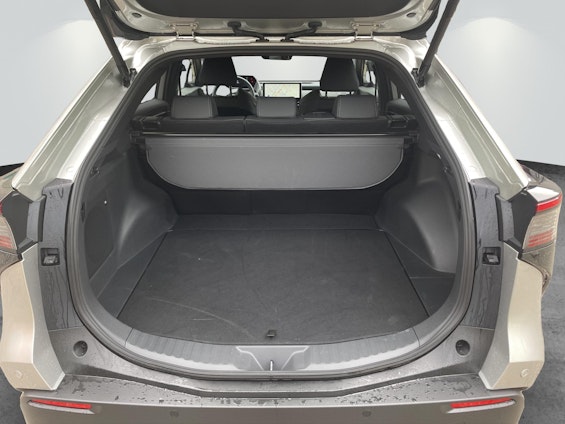 Vehicle image 13 Vehicle image 13