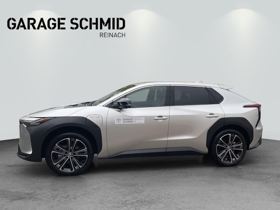 Vehicle image 3 Vehicle image 3