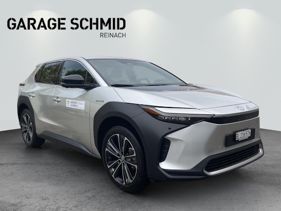 Vehicle image 8 Vehicle image 8