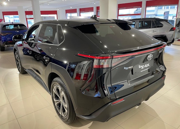 Vehicle image 3 Vehicle image 3