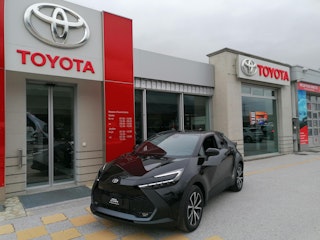 Vehicle image TOYOTA C-HR