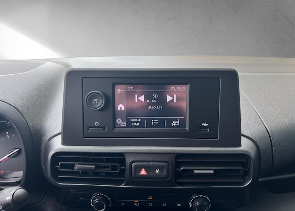 Vehicle image 5 Vehicle image 5