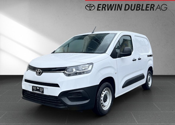 First vehicle image First vehicle image