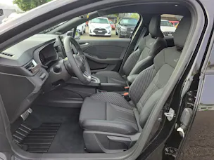 Renault CLIO esprit Alpine E-Tech 145