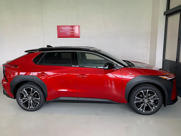 Toyota bZ4X Premium AWD
