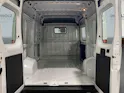 Peugeot Boxer Kaw. 330 L2H2 2.2 BlueHDi 120 PS
