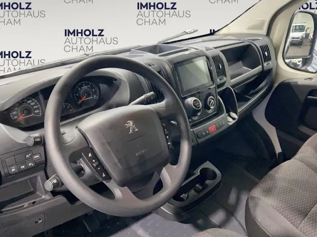 Peugeot Boxer Kaw. 330 L2H2 2.2 BlueHDi 120 PS