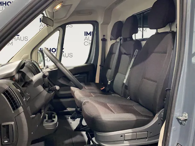 Peugeot Boxer Kaw. 335 L2H2 2.2 BlueHDi 140 PS