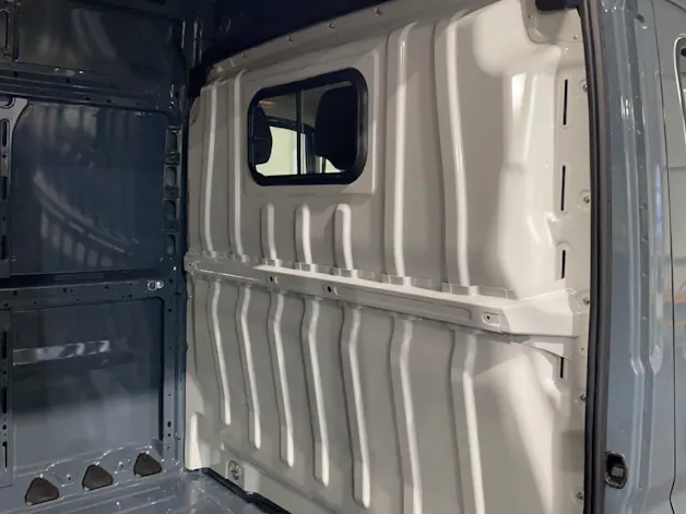 Peugeot Boxer Kaw. 335 L2H2 2.2 BlueHDi 140 PS