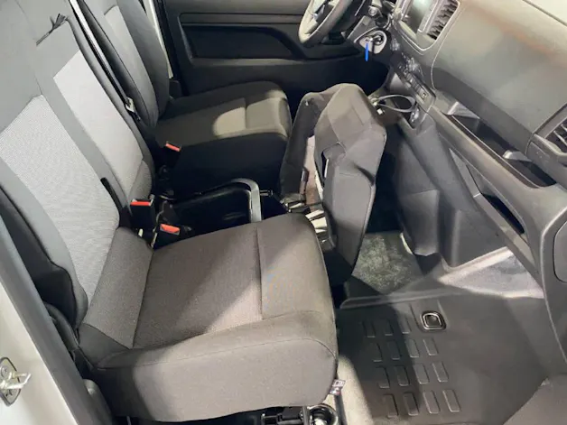 Peugeot Expert Kaw. Standard 2.0 BlueHDi 145 PS
