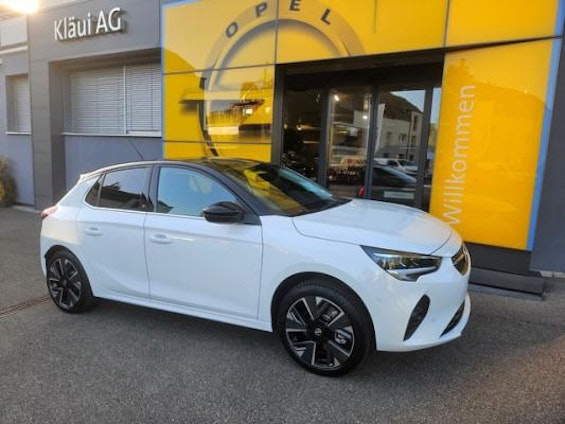 First vehicle image First vehicle image