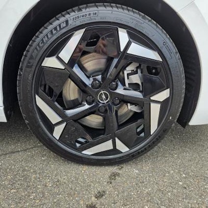 Vehicle image 7 Vehicle image 7