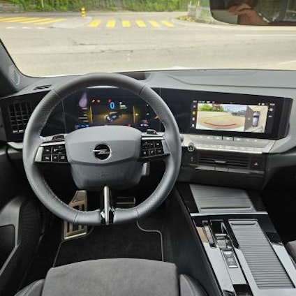 Vehicle image 12 Vehicle image 12