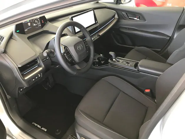 Toyota Prius 2.0 Plug-In-Hybrid Style