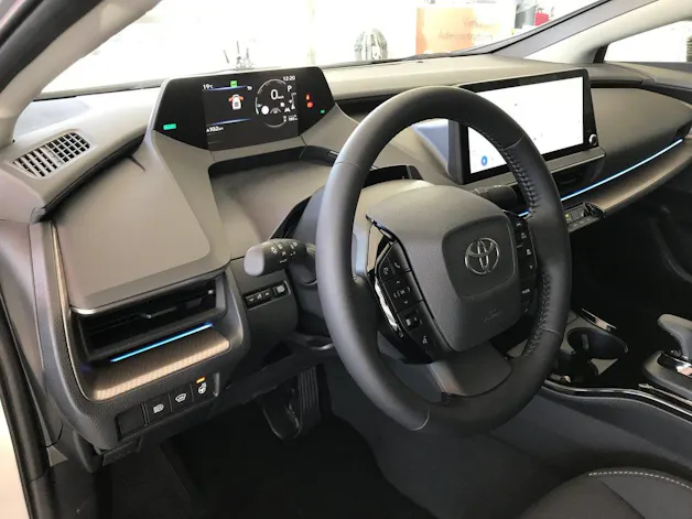 Toyota Prius 2.0 Plug-In-Hybrid Style