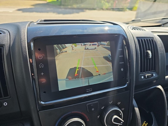 Vehicle image 16 Vehicle image 16