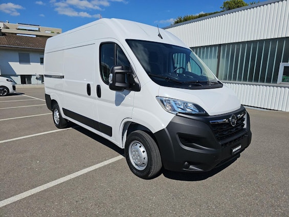 Vehicle image 23 Vehicle image 23