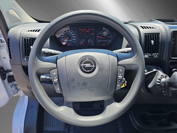 Vehicle image 13 Vehicle image 13