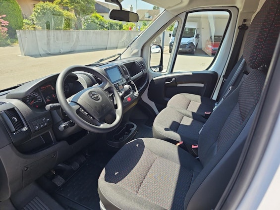 Vehicle image 21 Vehicle image 21