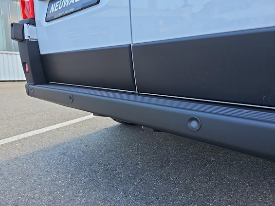 Vehicle image 25 Vehicle image 25