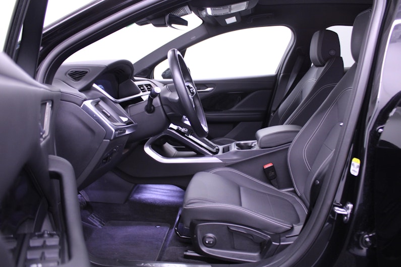 Vehicle image JAGUAR I-PACE