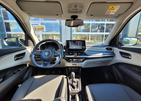 Vehicle image 5 Vehicle image 5