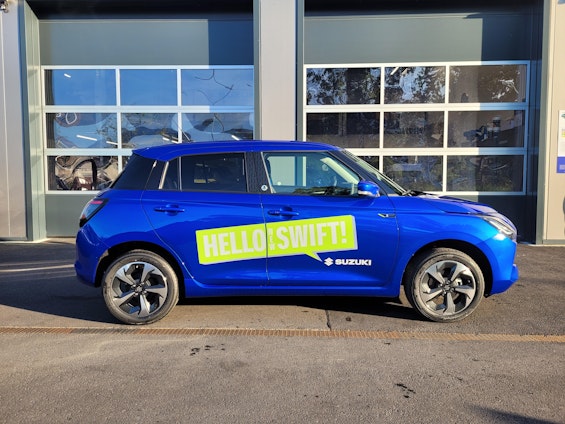 Vehicle image 4 Vehicle image 4