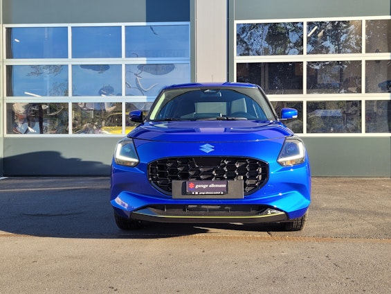 Vehicle image 6 Vehicle image 6