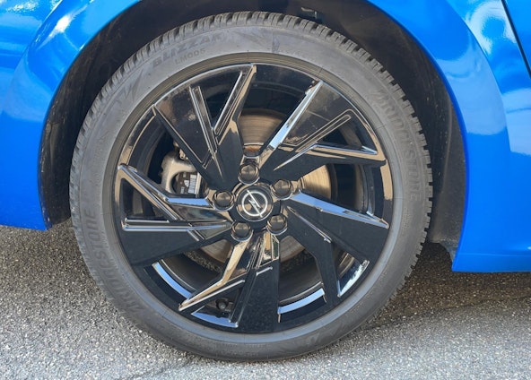 Vehicle image 13 Vehicle image 13